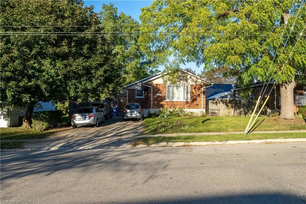41 Alma Street N, Guelph ON N1H 5X2