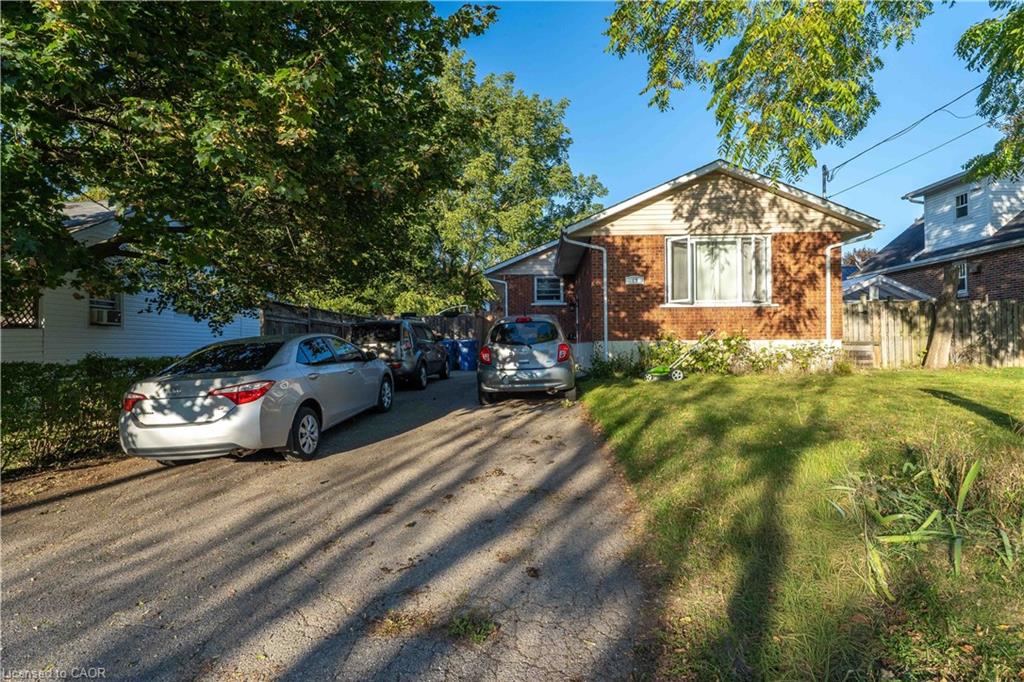 41 Alma Street N, Guelph ON N1H 5X2