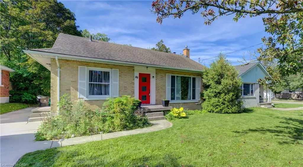 49 Dietz Avenue S, Waterloo ON N2L 2J8
