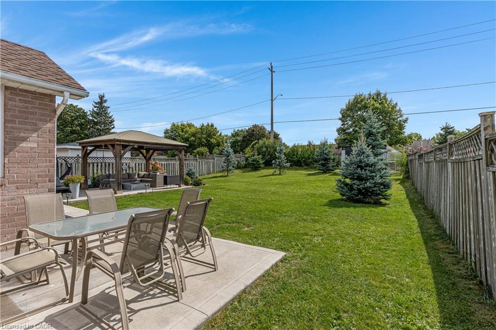 51 Bayne Crescent, Cambridge ON N1T 1E1