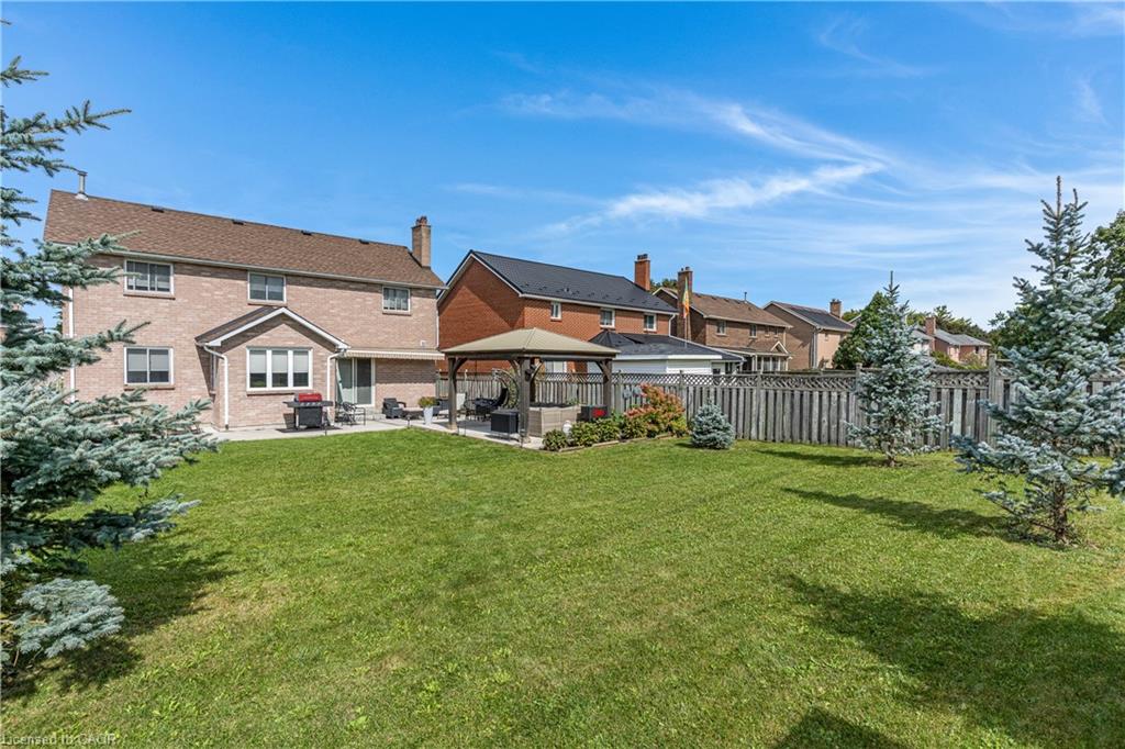 51 Bayne Crescent, Cambridge ON N1T 1E1