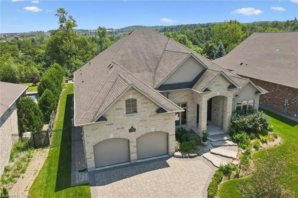 596 Regal Place, Waterloo ON N2V 2G3