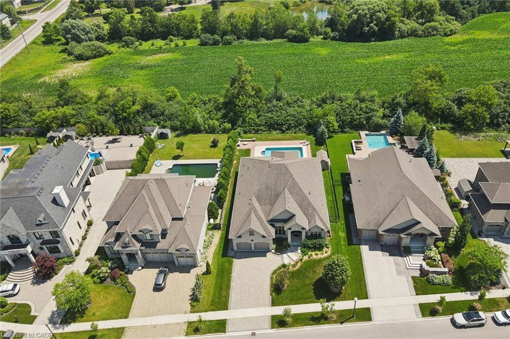 596 Regal Place, Waterloo ON N2V 2G3
