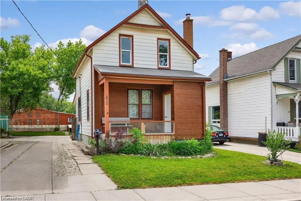 43 Henry Street, Kitchener ON N2G 1P4