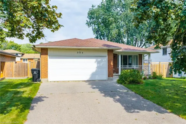 598 Black Oak Crescent, Waterloo ON N2V 1A5