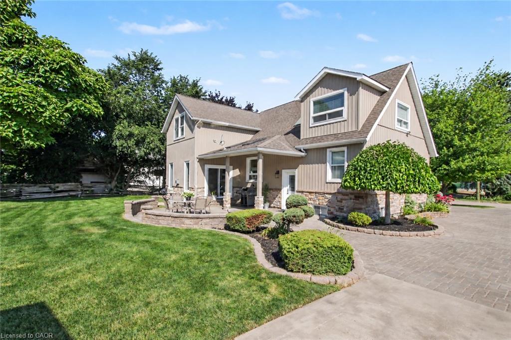 17 Athlone Road, Cambridge ON N1R 1J1