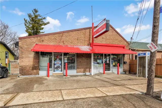 215 Grand River Avenue, Brantford ON N3T 4Y3