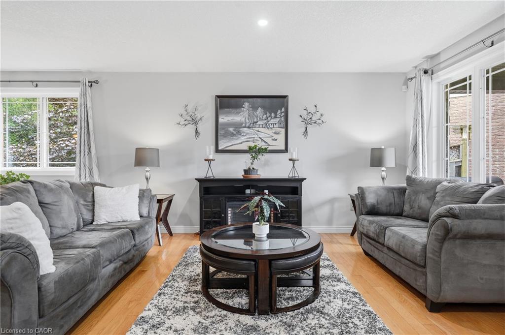 125 Langlaw Drive, Cambridge ON N1P 1H9