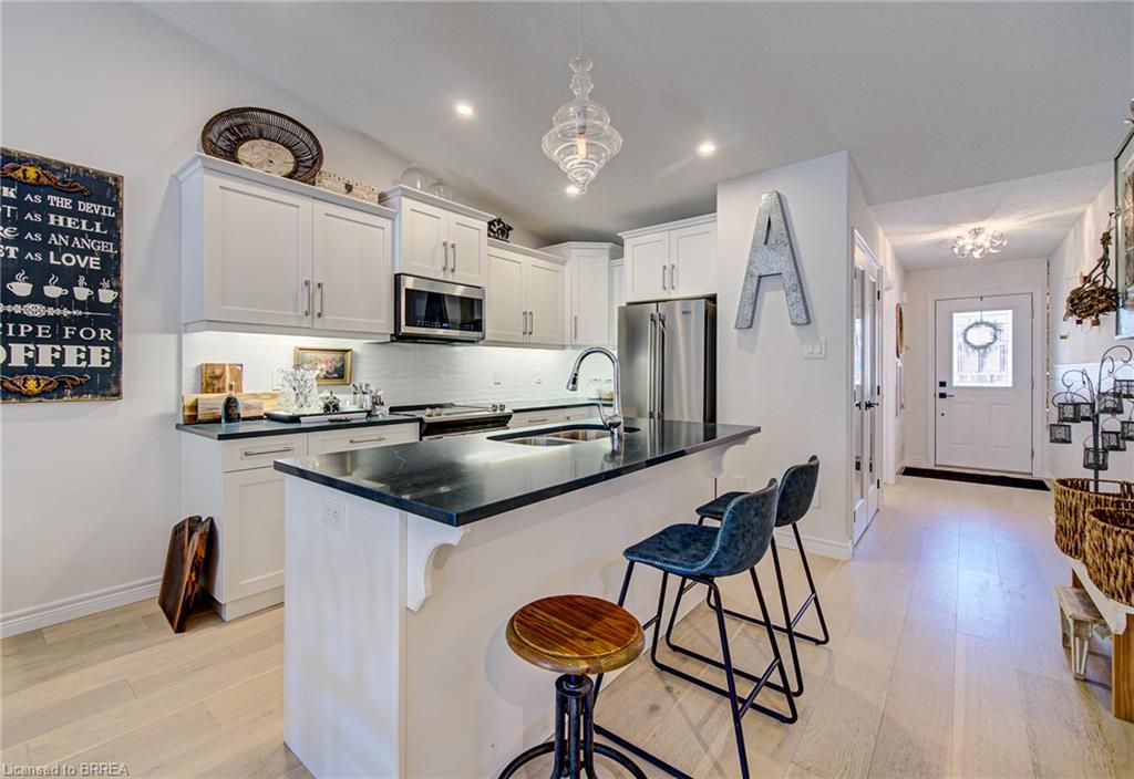 52-29 Schuyler Street, Paris ON N3L 0J2