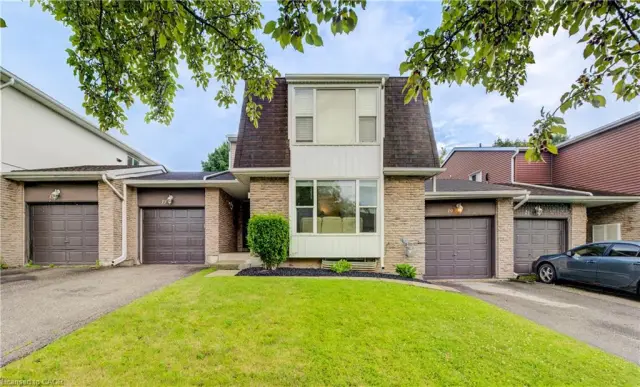 19 Hillbrook Crescent, Kitchener ON N2N 1J4