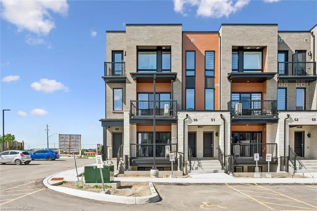 C050-525 Erinbrook Drive, Kitchener ON N2E 0L4