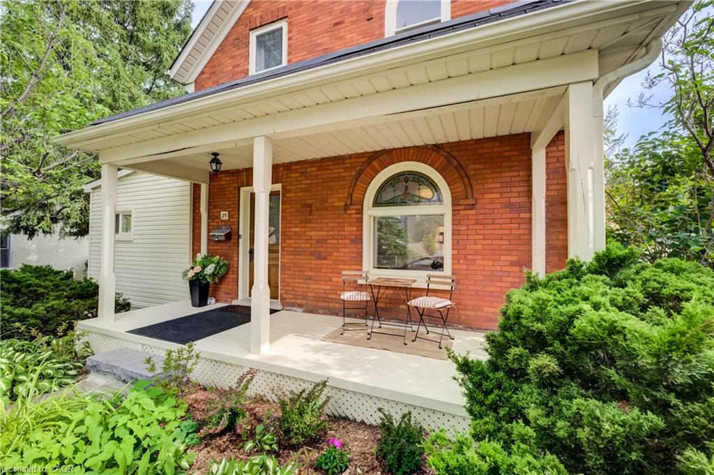 25 Central Street, Waterloo ON N2L 3A5