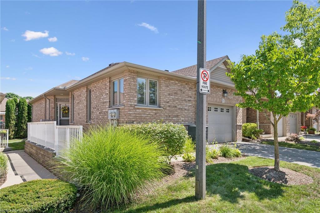 118-20 Isherwood Avenue, Cambridge ON N1R 8P9