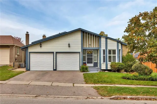 42 Blackwell Drive, Kitchener ON N2N 1P8
