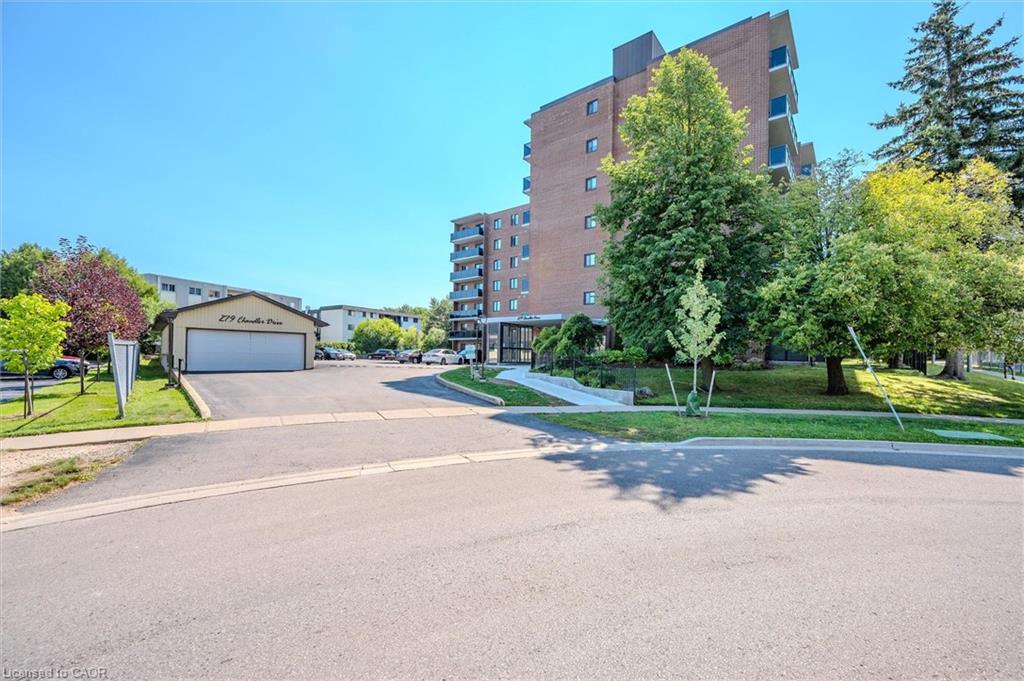 405-279 Chandler Drive, Kitchener ON N2E 1X6