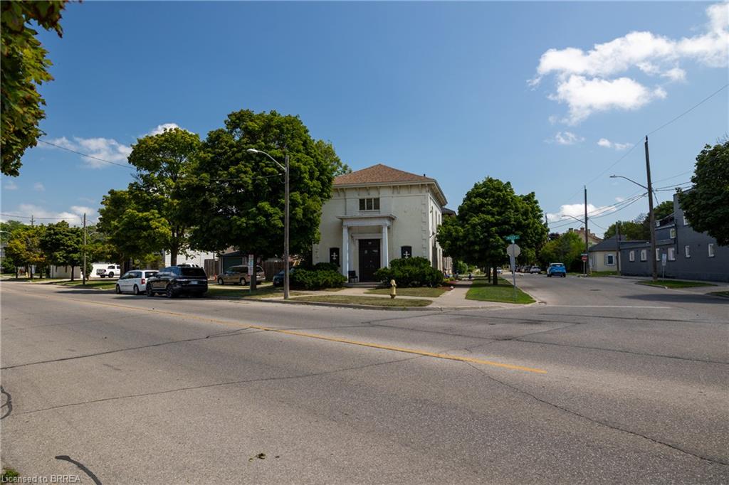 99 West Street, Brantford ON N3T 3E9