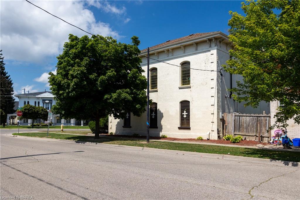 99 West Street, Brantford ON N3T 3E9