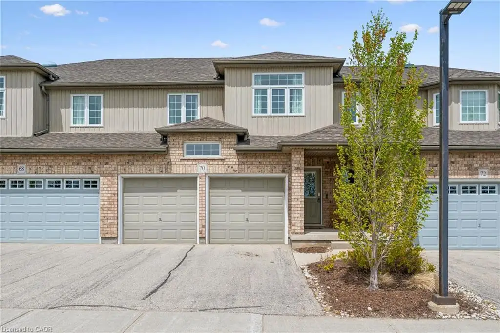 70-31 Townsend Drive, Breslau ON N0B 1M0