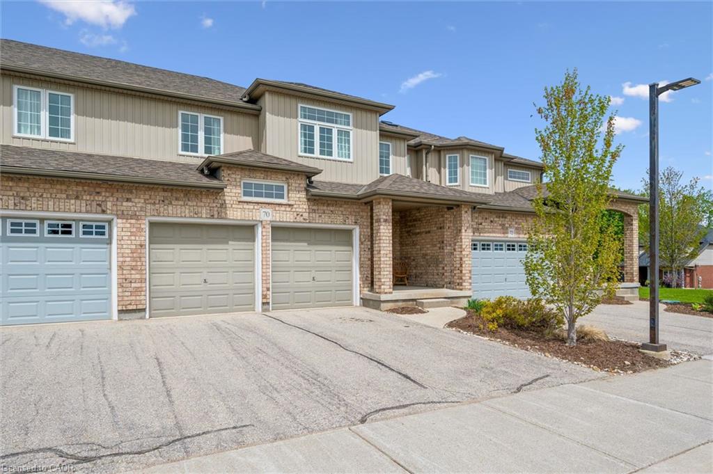 70-31 Townsend Drive, Breslau ON N0B 1M0