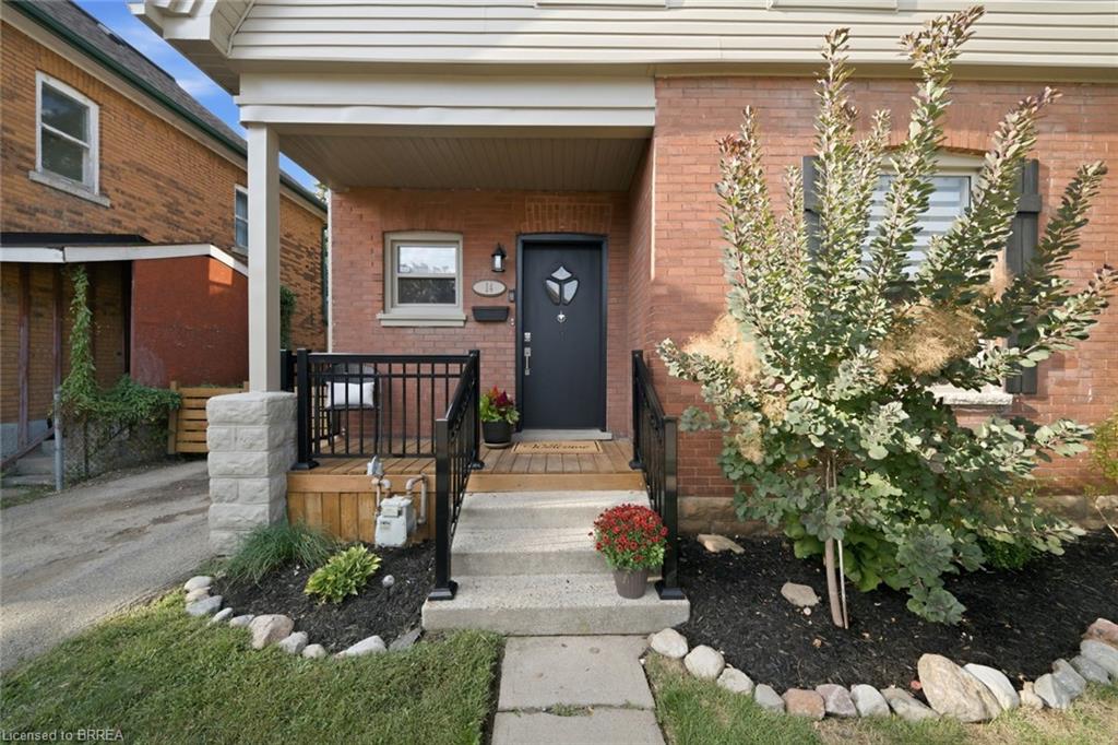 14 Allenby Avenue, Brantford ON N3S 1P8