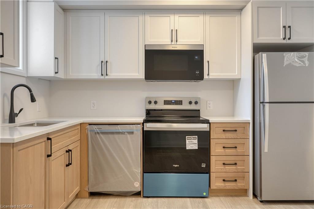 107-800 Myers Road, Cambridge ON N1R 5S2