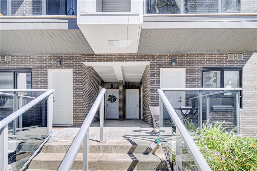 B4-1430 Highland Road W, Kitchener ON N2N 0C3