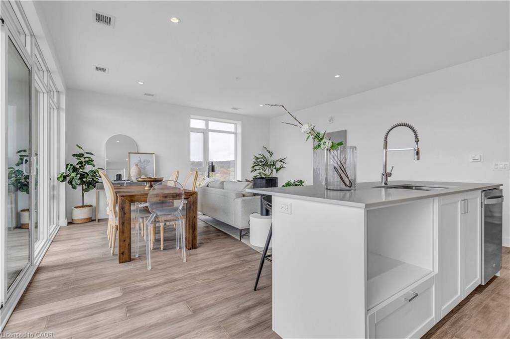 1414-15 Glebe Street, Cambridge ON N1S 0C3