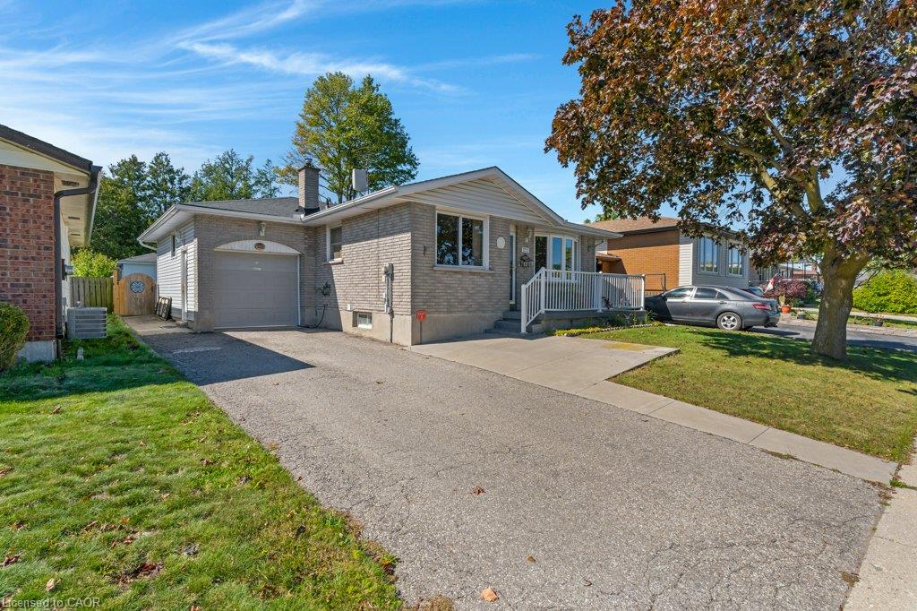 222 Thunderbird Drive, Cambridge ON N1R 6H5