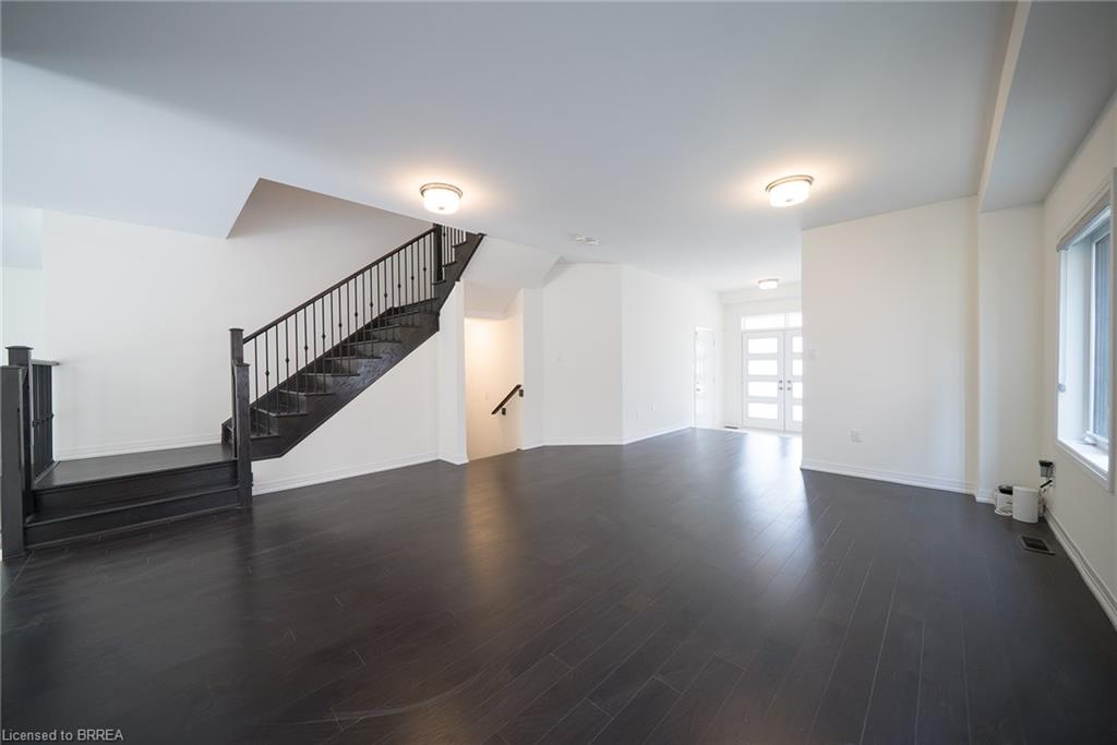 23 Stauffer Road, Brantford ON N3V 0B2