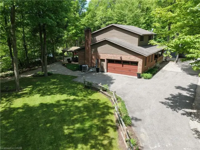 1814 Nafziger Road, New Hamburg ON N3A 3G9