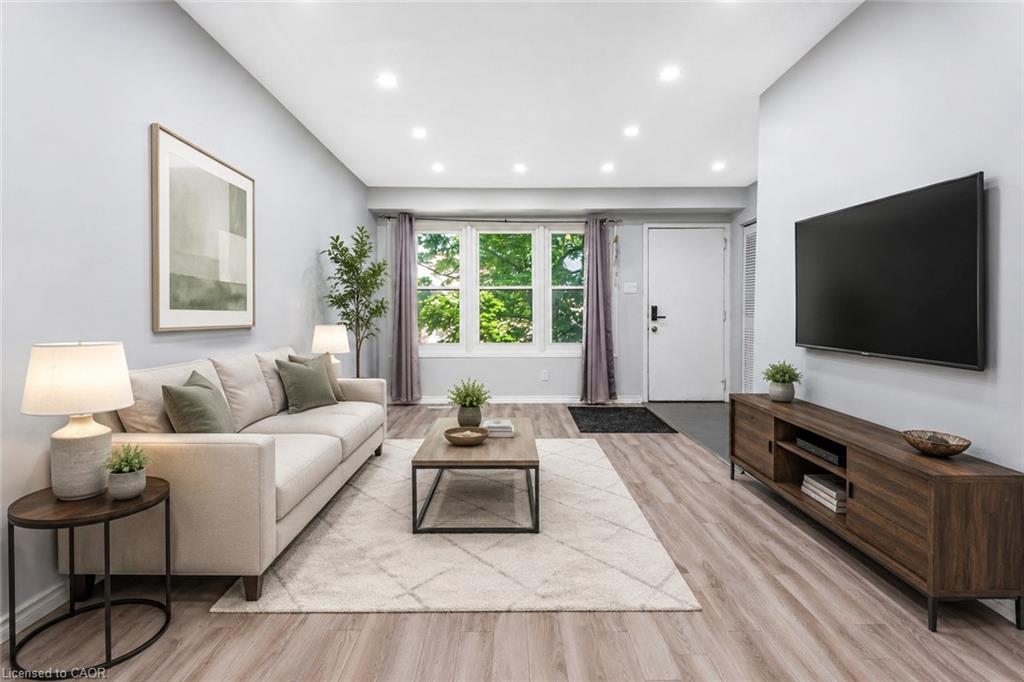 3-513 Quiet Place, Waterloo ON N2L 5L6