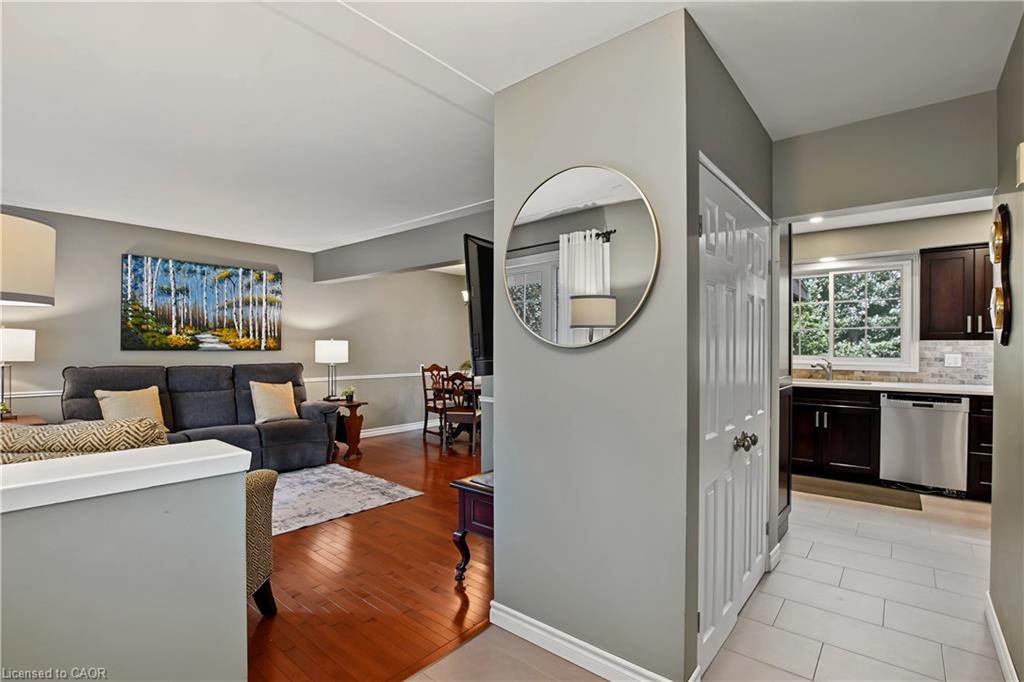 111 Macgregor Crescent, Waterloo ON N2J 3X1