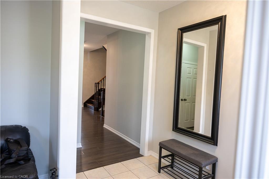 20 Gillespie Drive, Brantford ON N3T 0J7