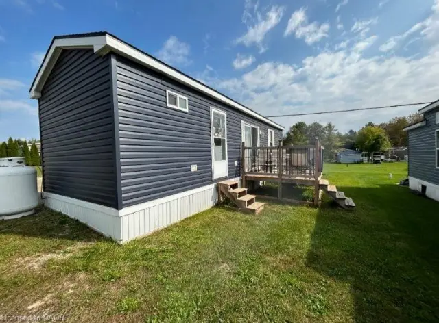 9625 Pike Lake Road, Clifford ON N0G 1M0