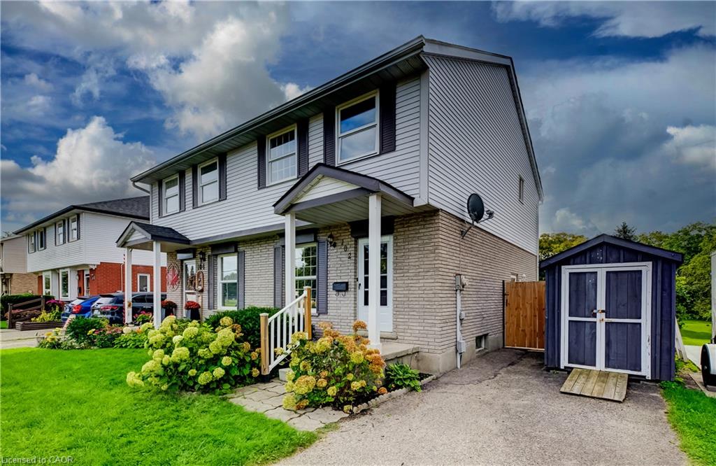 102 Bloomingdale Road N, Kitchener ON N2K 1A2