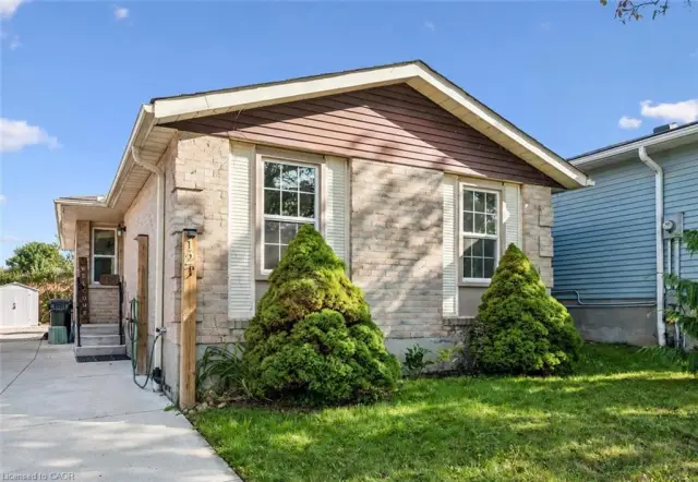 12 Mccartney Road, Guelph ON N1K 1M8