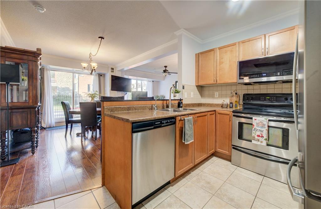 118-8 Harris Street, Cambridge ON N1R 8R1