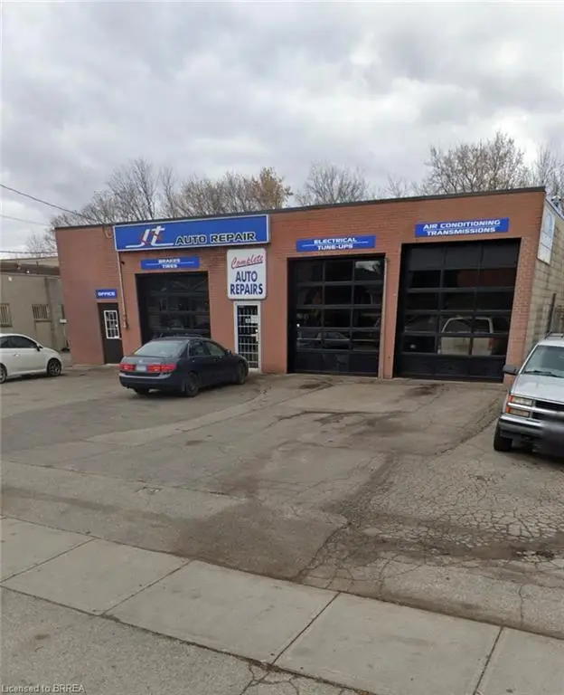 122 Grey Street, Brantford ON N3S 4V9