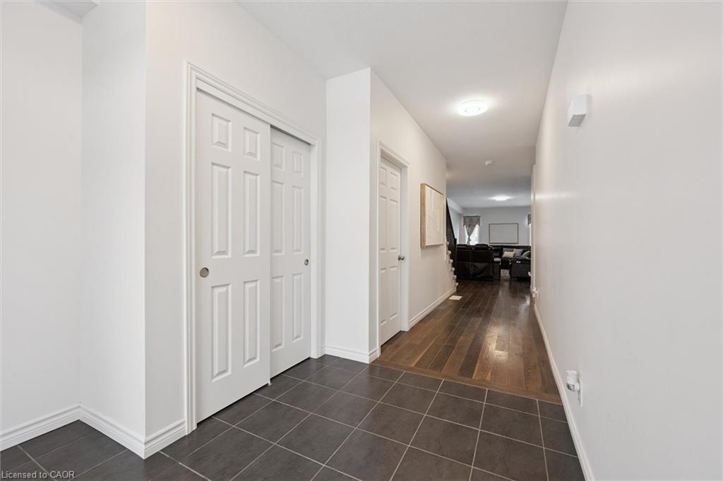 308 Freure Drive, Cambridge ON N1S 0C1