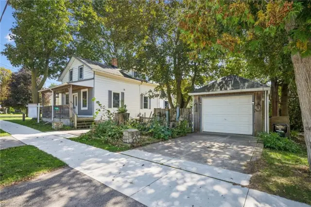 1126 Queen's Bush Road, Wellesley ON N0B 2T0