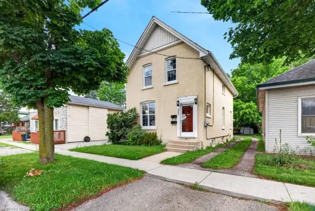 221 Grand River Avenue, Brantford ON N3T 4Y3