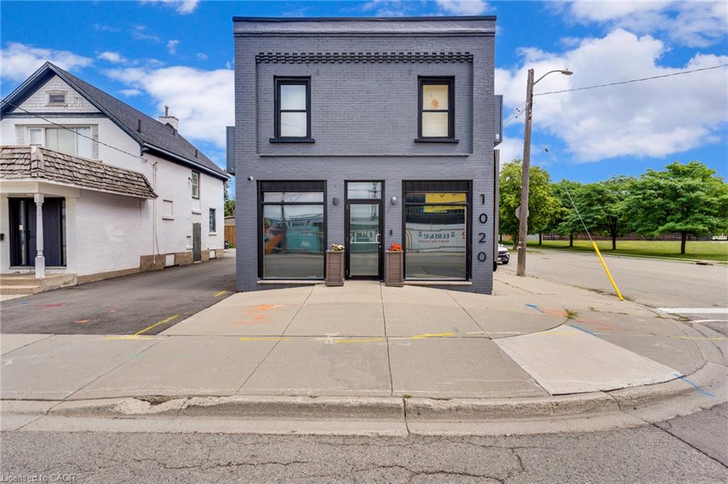 1020 King Street E, Kitchener ON N2G 2M9