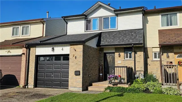 4 Parkside Drive, Paris ON N3L 3S7