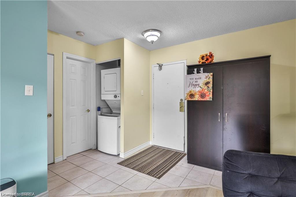 104-793 Colborne Street E, Brantford ON N3S 7J3