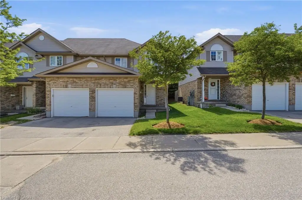 19-10 Fallowfield Drive, Kitchener ON N2C 0A4
