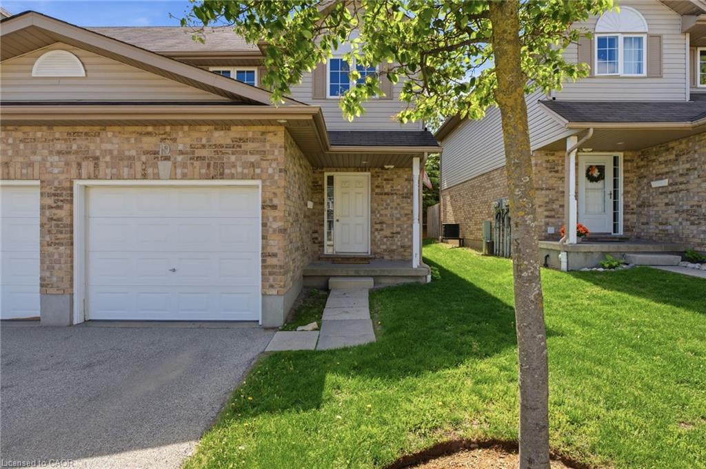 19-10 Fallowfield Drive, Kitchener ON N2C 0A4