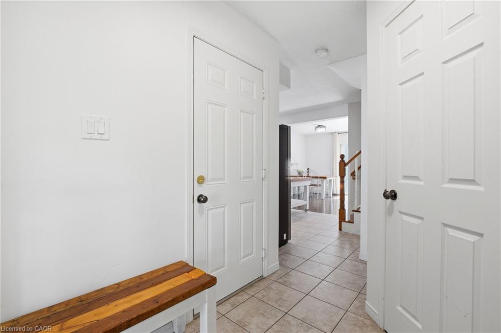 19-10 Fallowfield Drive, Kitchener ON N2C 0A4