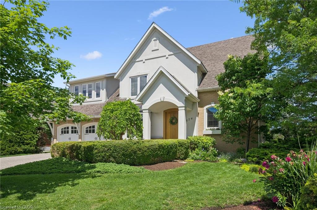 576 Falconridge Crescent, Kitchener ON N2K 4J2