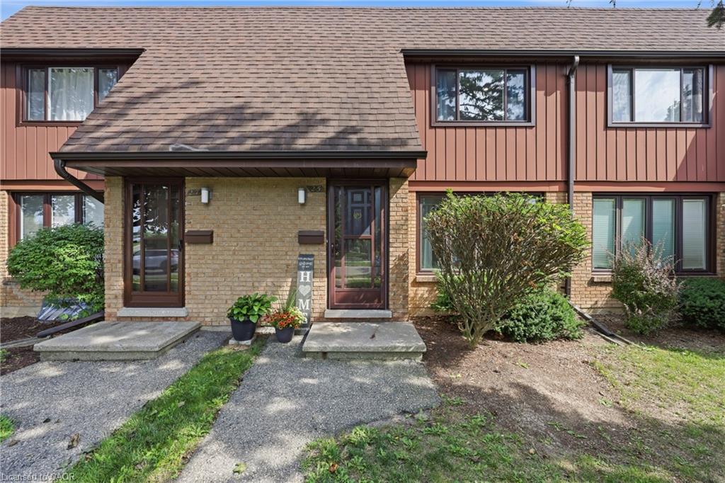 25 Flint Drive, Kitchener ON N2E 1S8