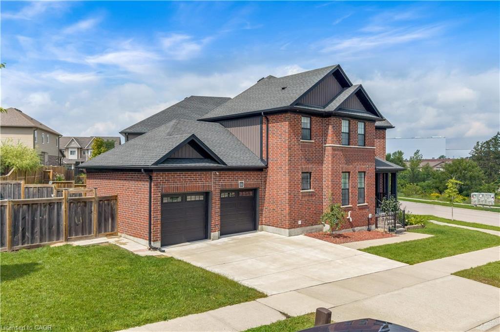 14 Marianne Dorn Trail, Kitchener ON N2R 0H4
